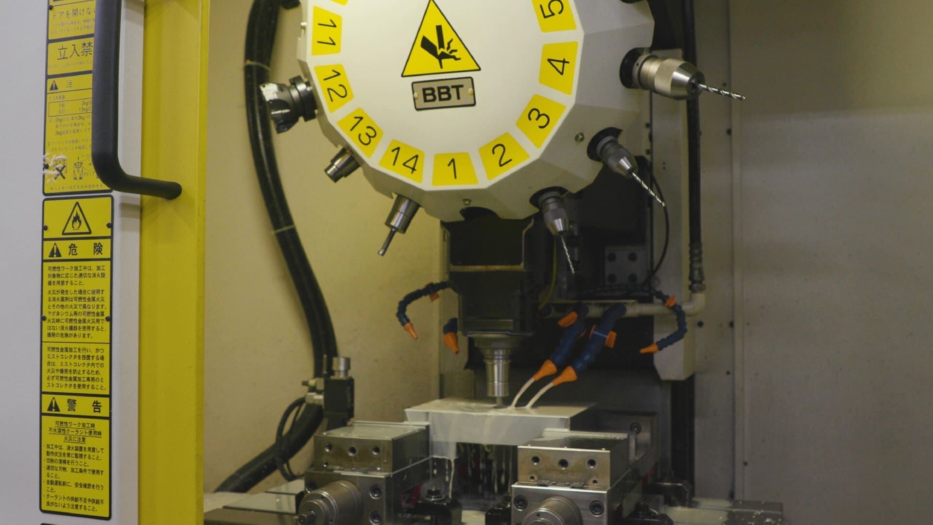 A007C145_190613C9_CANON.00_02_23_27.静止画008